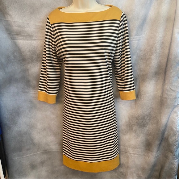 Color-blocked and cute! - Picture 4 of 10